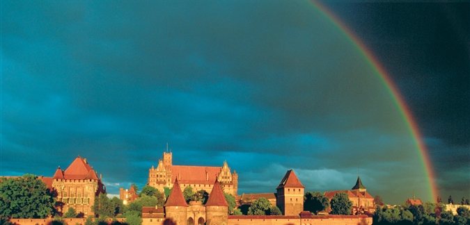 Malbrok castle by Poland Tourism Board